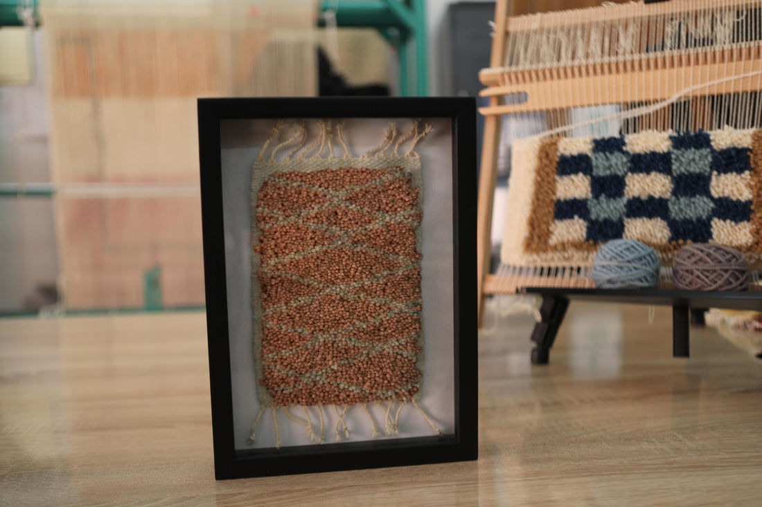 Handwoven Framed Wool Wall Art – Cross-Diamond Pattern (25x31cm)